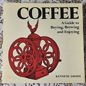*SOLD* COFFEE A GUIDE TO BUYING BREWING AND ENJOYING 1976 VINTAGE PAPERBACK